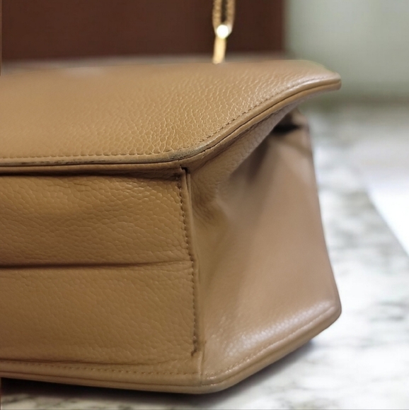 Dior Vintage Sleek Tan Leather Shoulder Bag - Picture 7 of 13